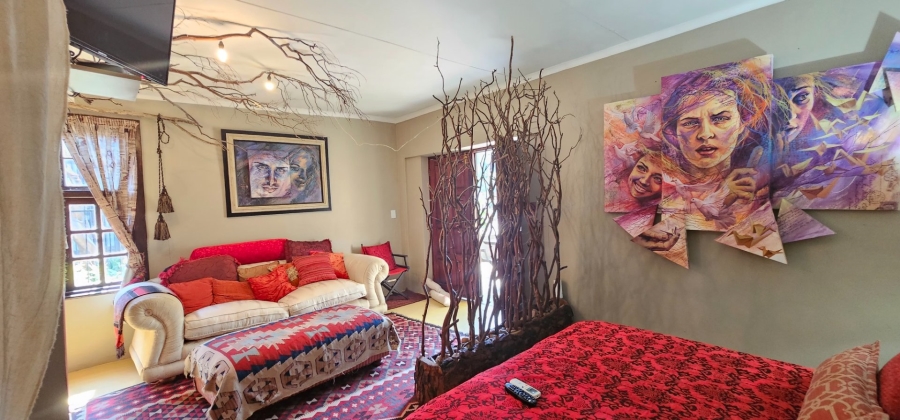 6 Bedroom Property for Sale in Schoemansville North West